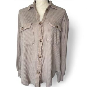 SO Oversized Tan Button-Up Shirt with Pockets XS
